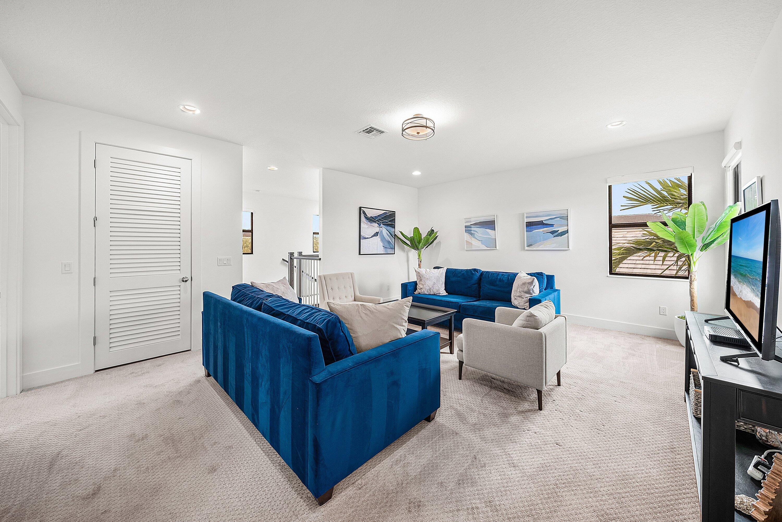 13689 Artisan Circle