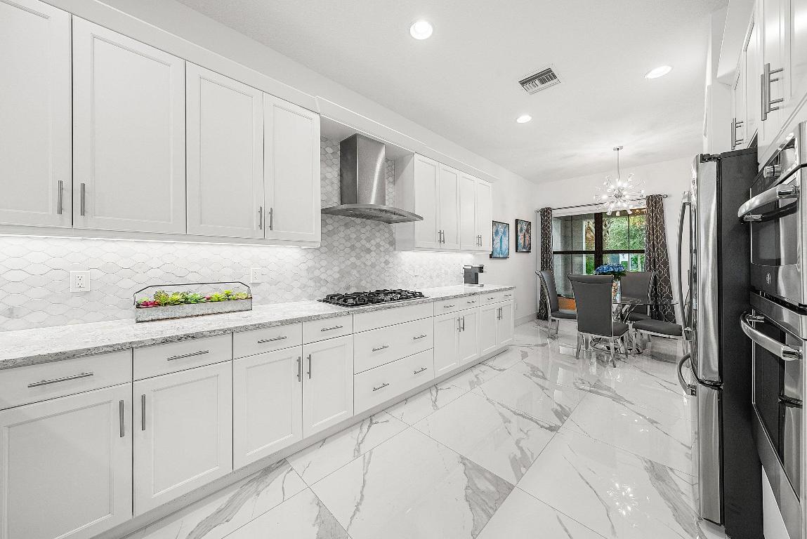 13689 Artisan Circle