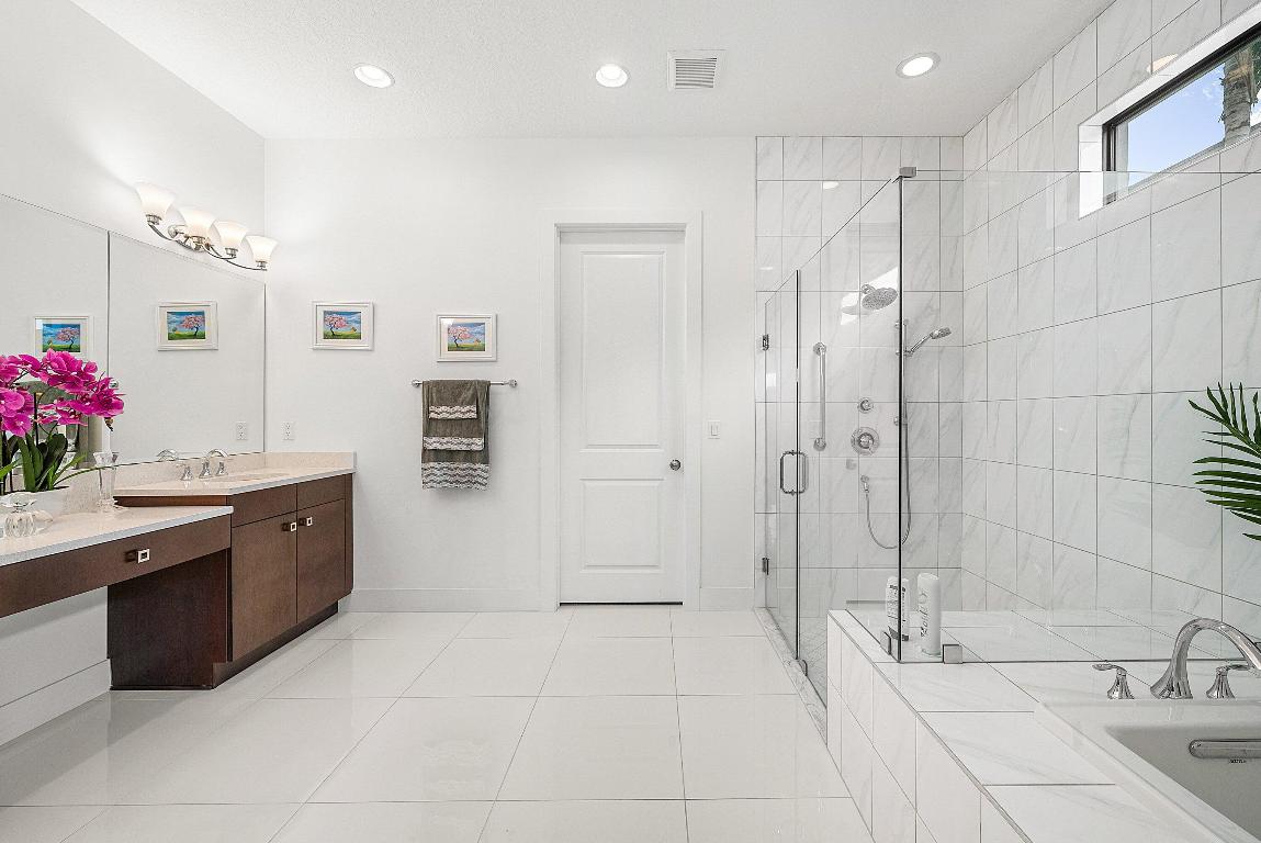 13689 Artisan Circle