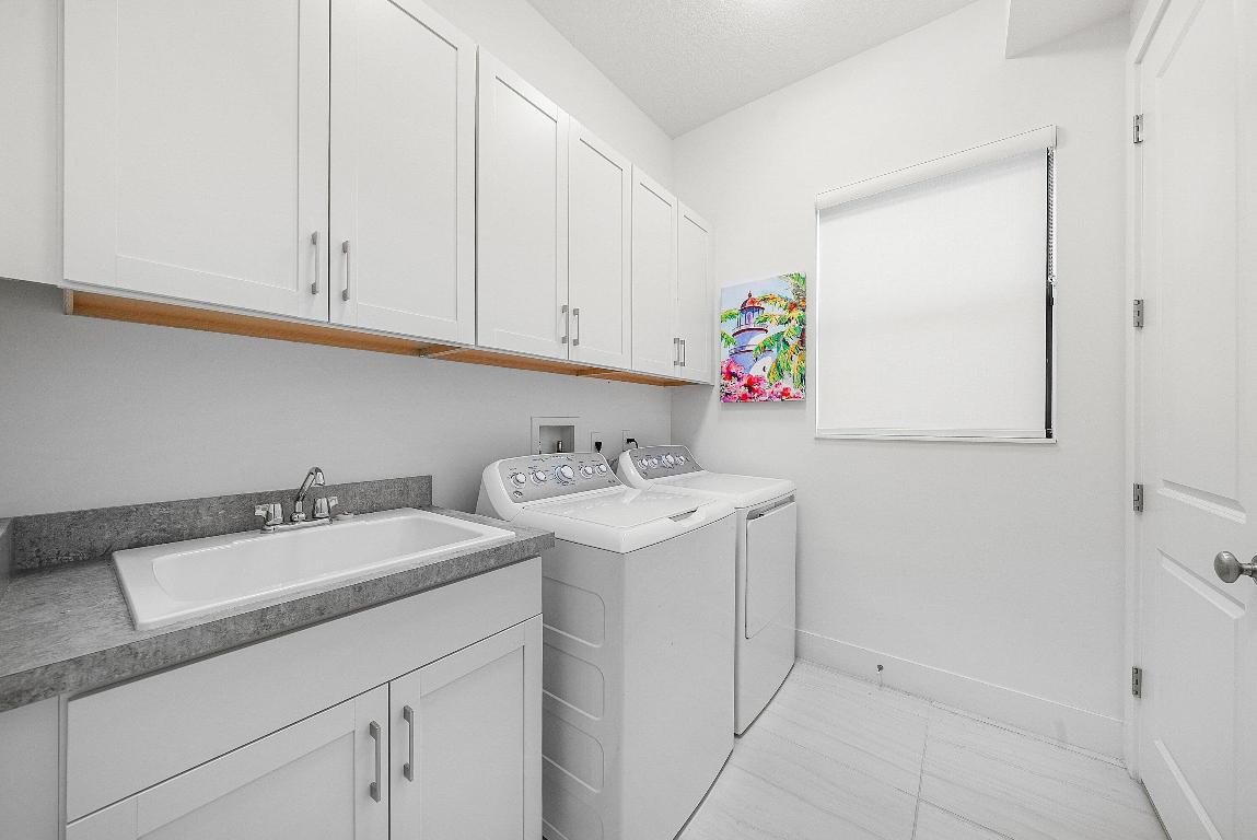 13689 Artisan Circle