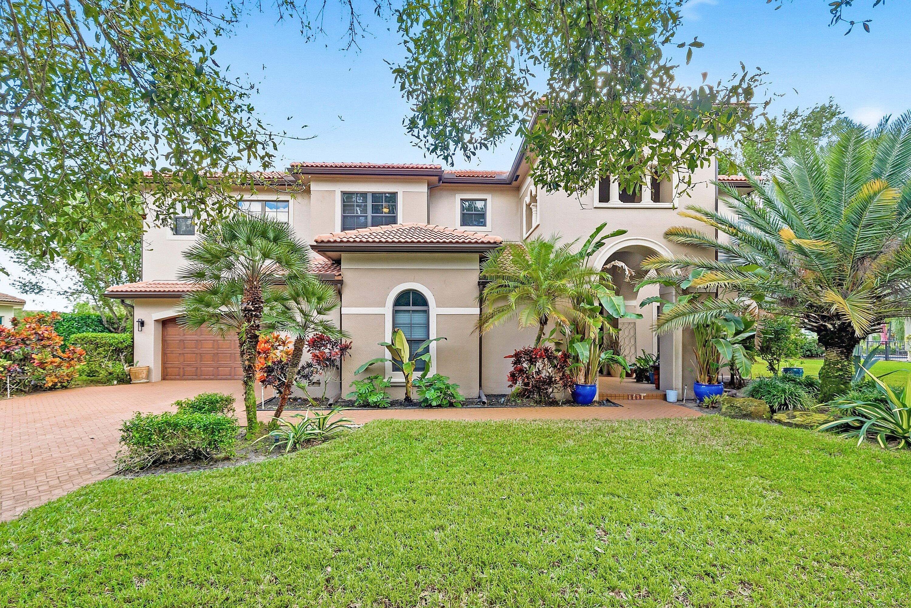 8060 Woodslanding Trail
