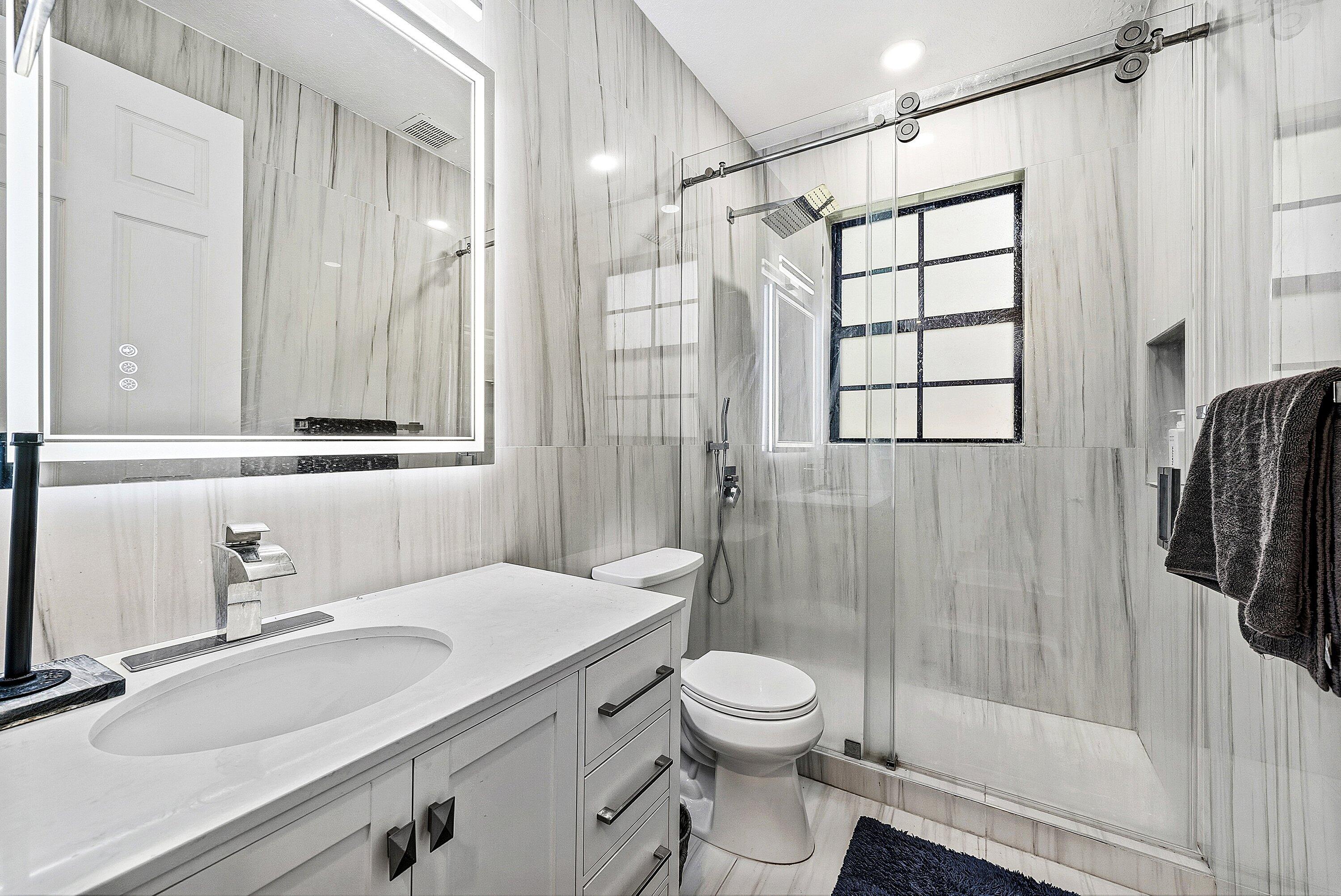 8060 Woodslanding Trail