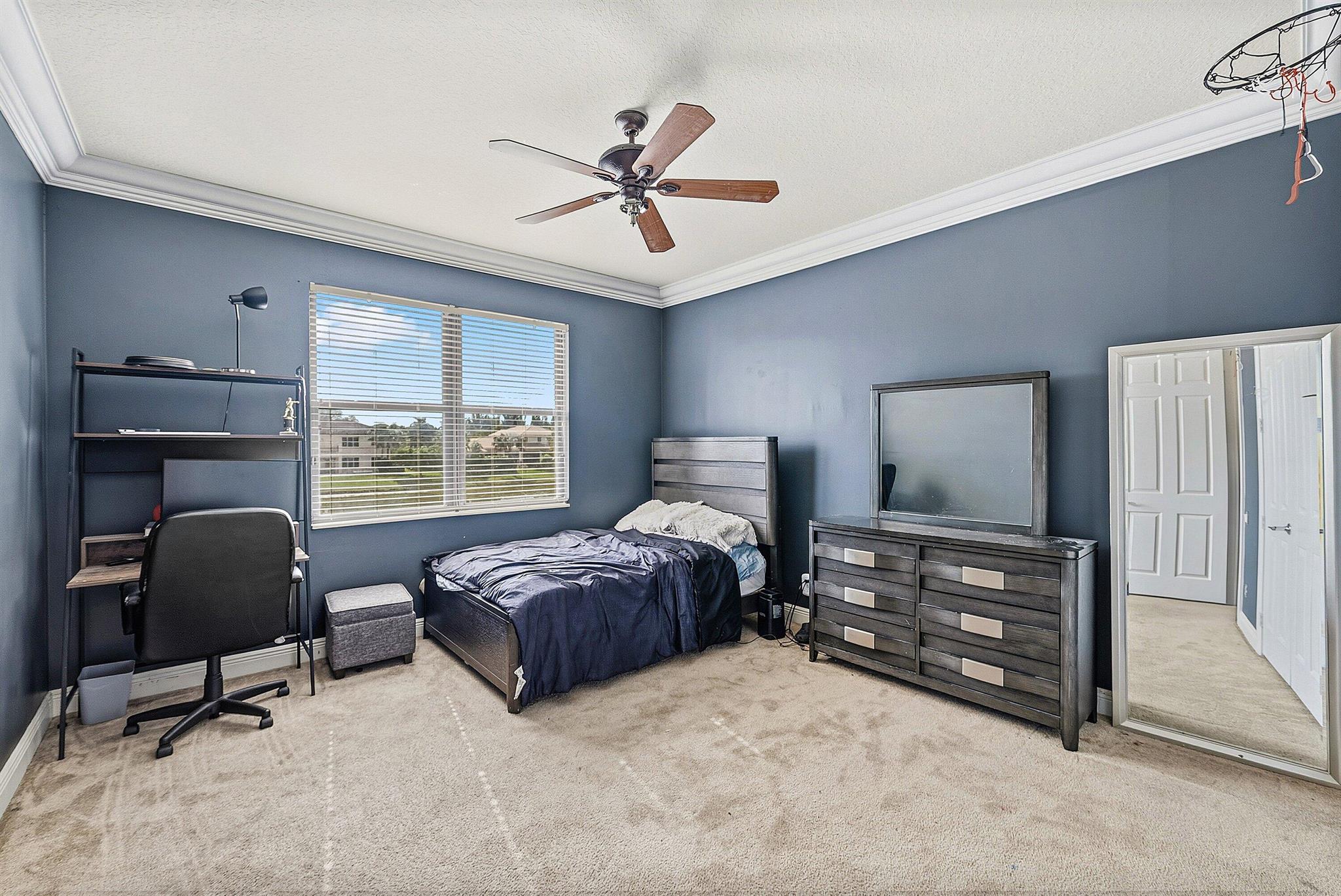 8060 Woodslanding Trail