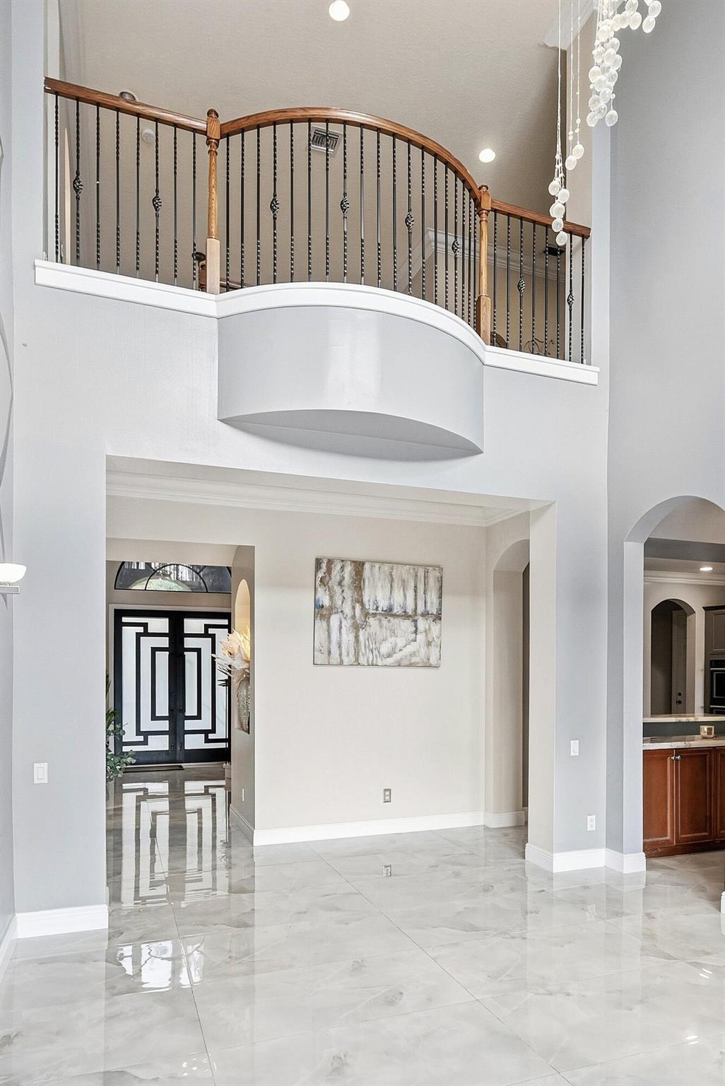 8060 Woodslanding Trail