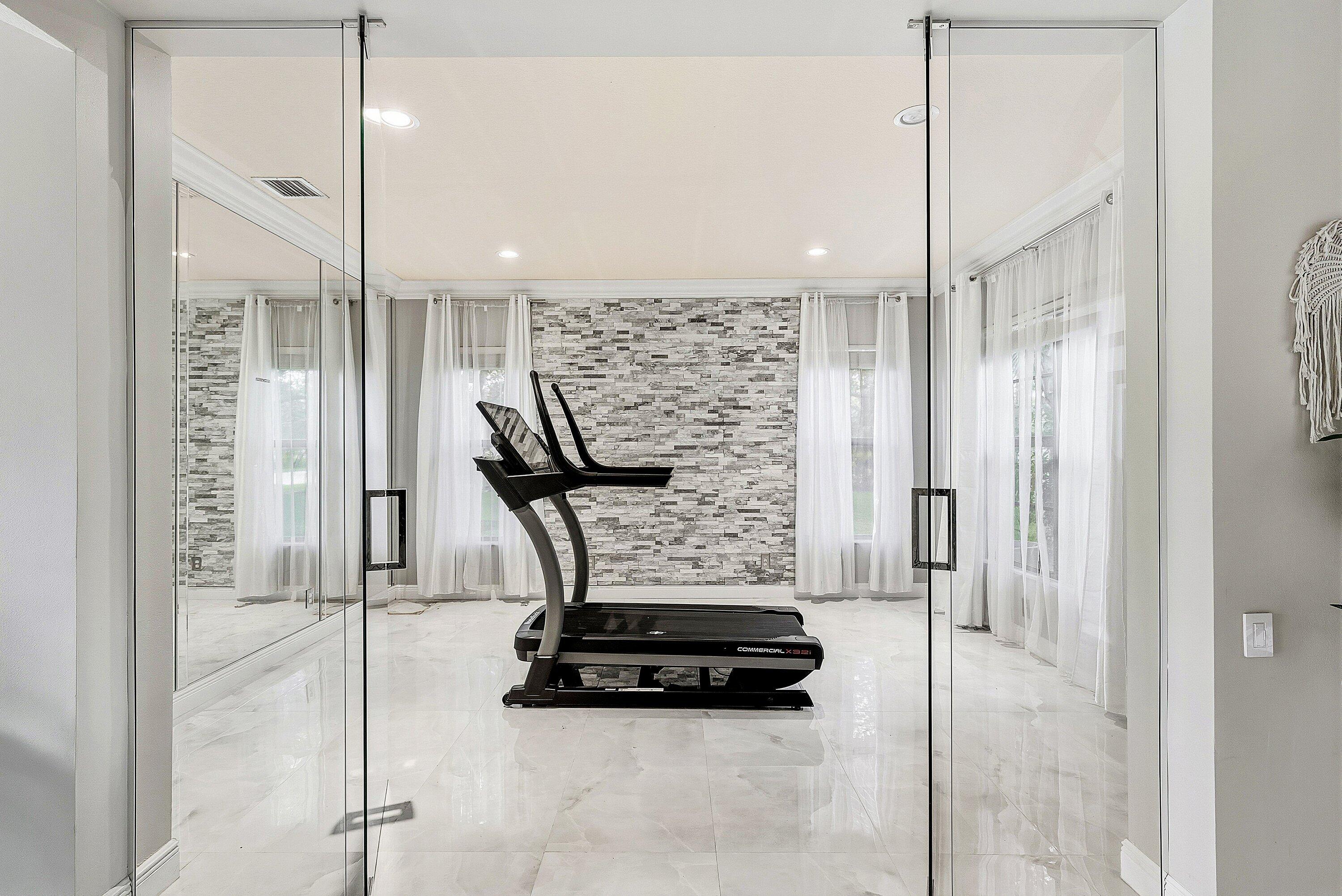 8060 Woodslanding Trail