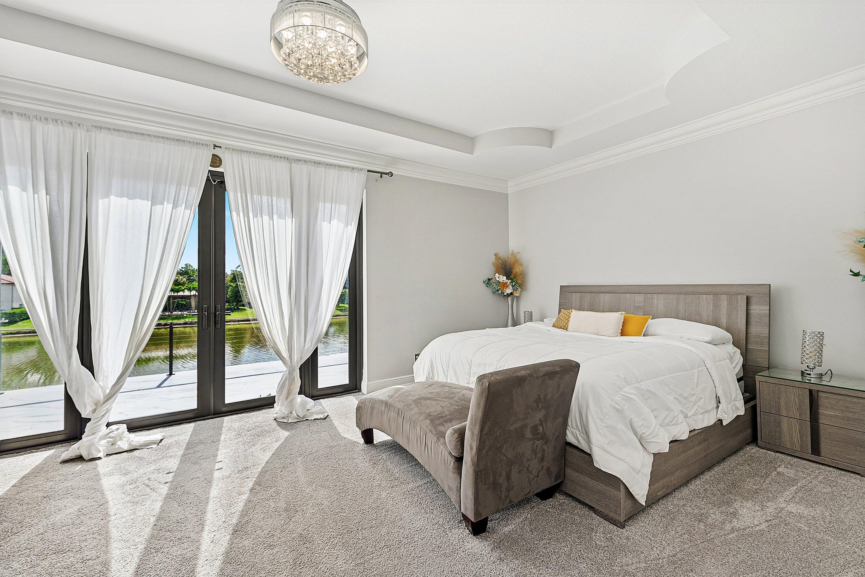 8060 Woodslanding Trail