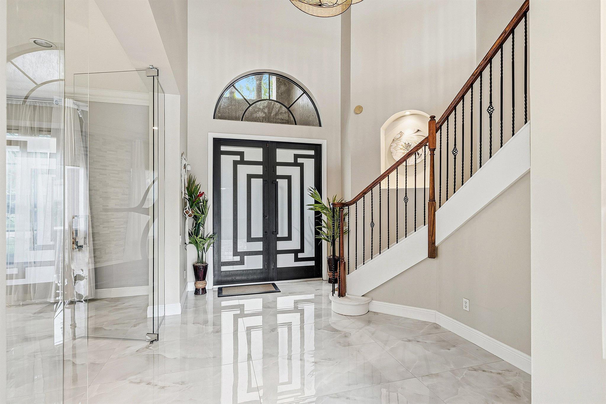 8060 Woodslanding Trail