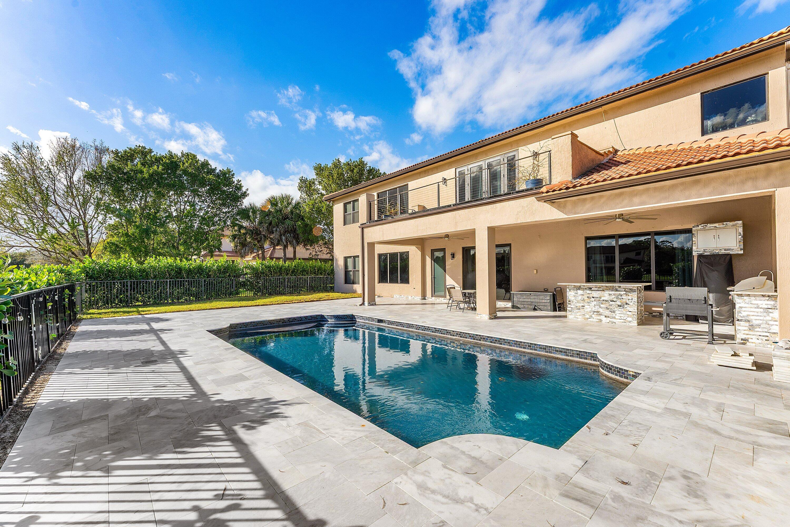 8060 Woodslanding Trail