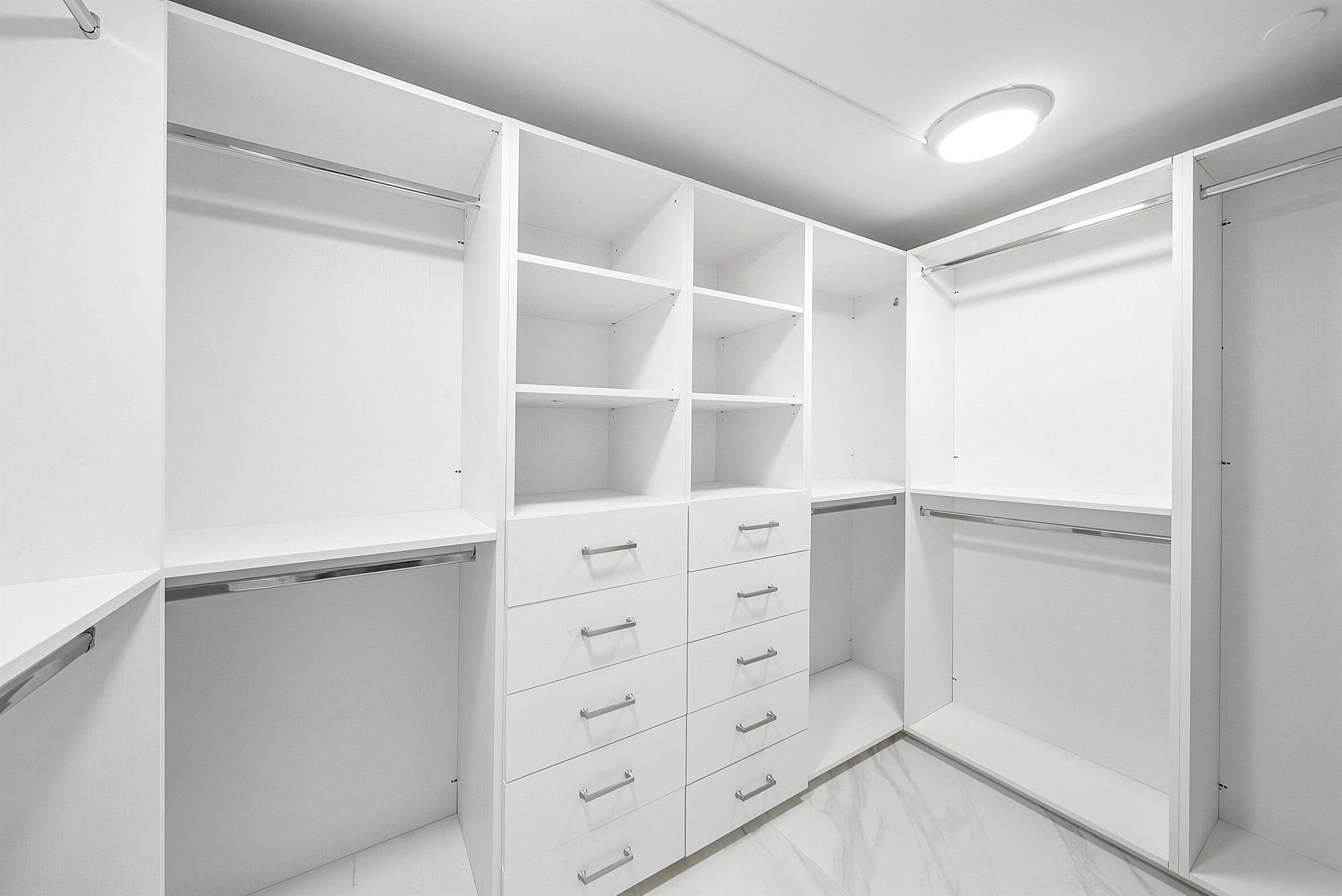 525 S S Flagler Drive 23a