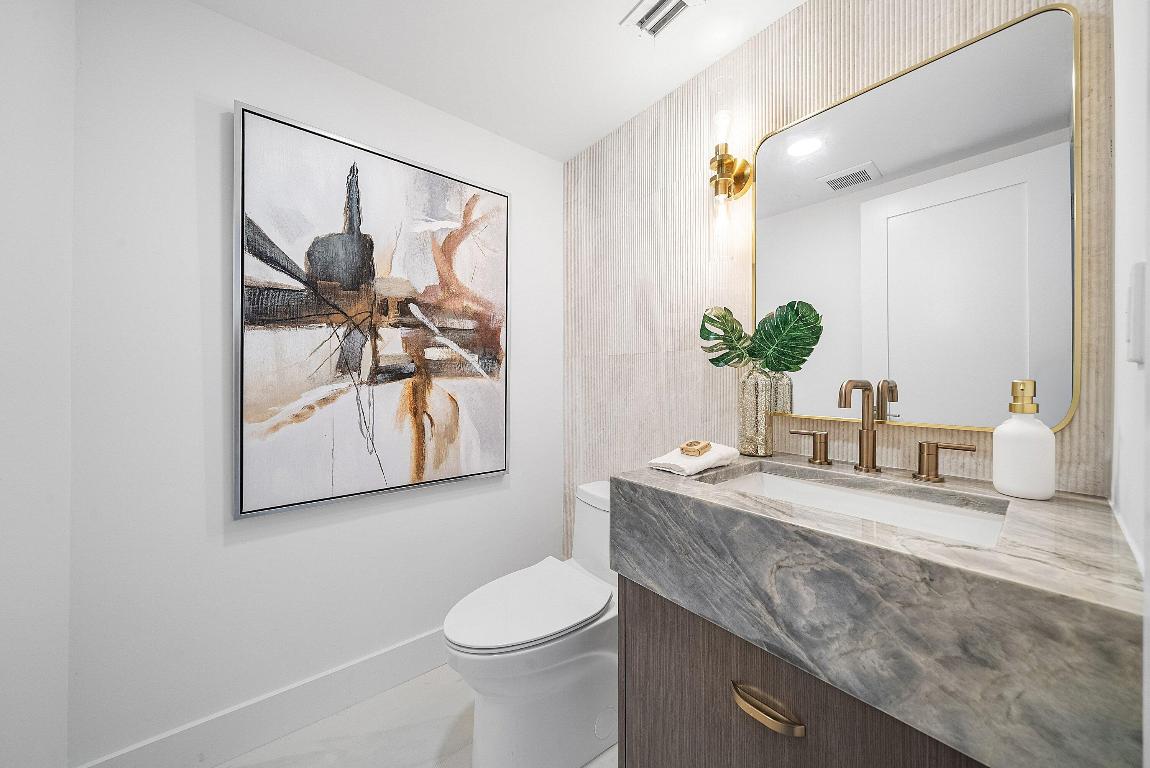 525 S S Flagler Drive 23a