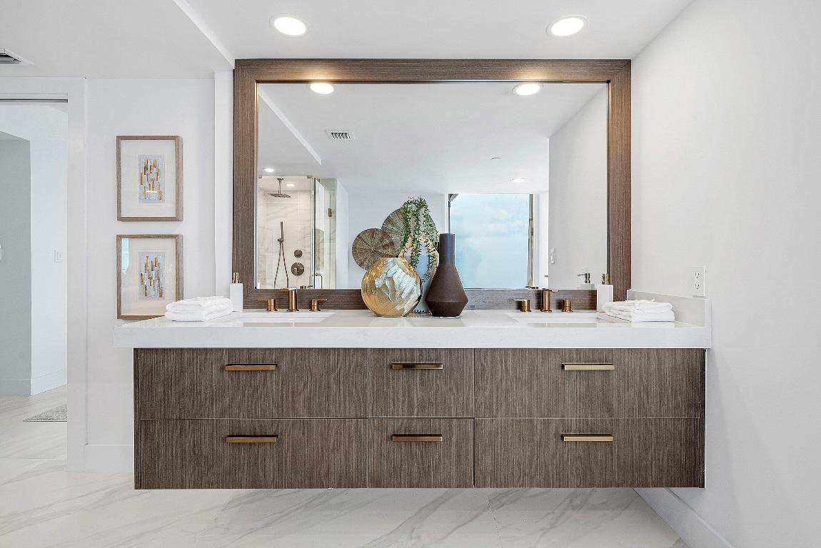 525 S S Flagler Drive 23a