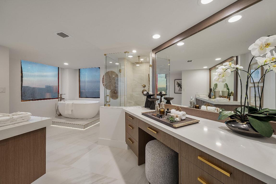 525 S S Flagler Drive 23a