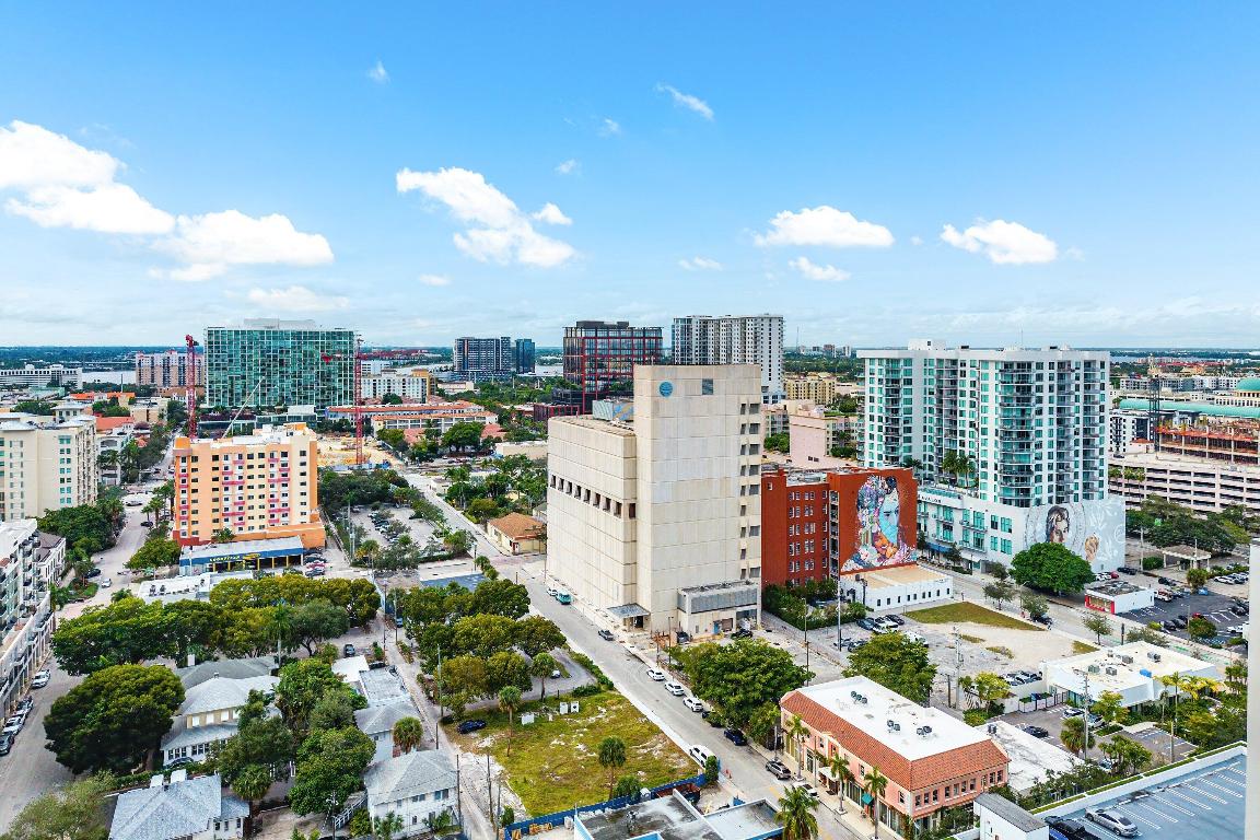 525 S S Flagler Drive 23a