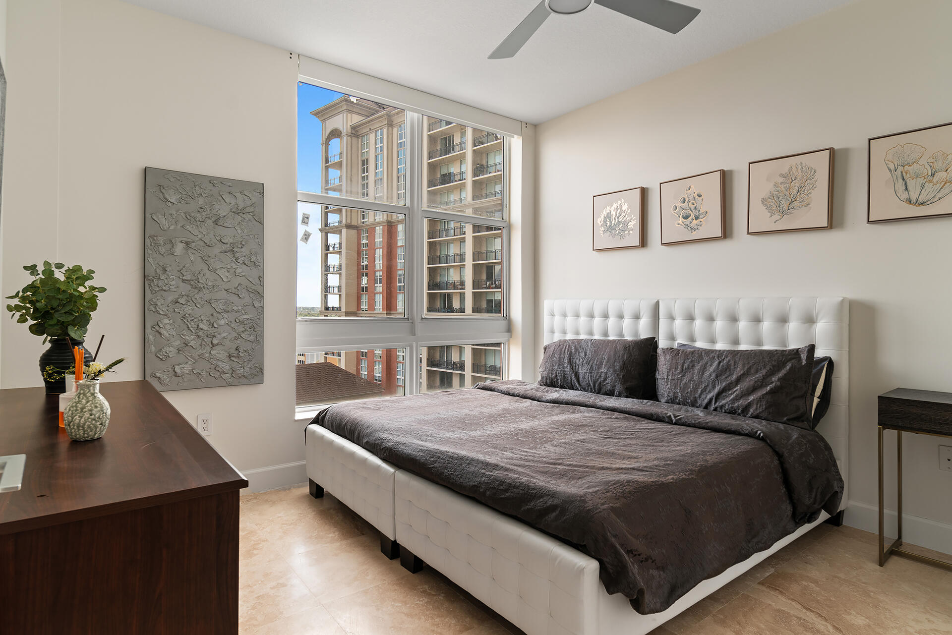 550 Okeechobee Boulevard 1401, West Palm Beach Unit: 1401