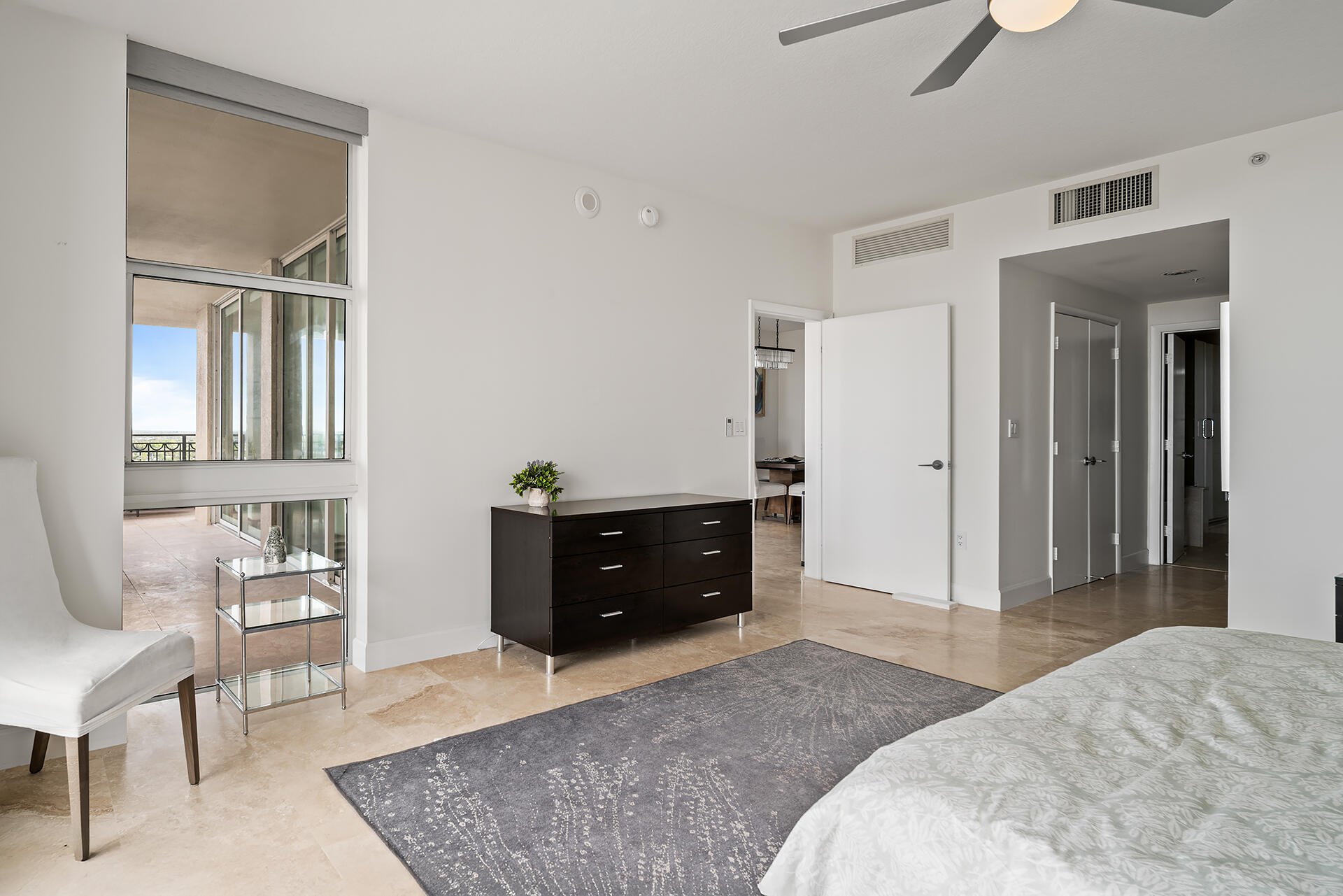 550 Okeechobee Boulevard 1401, West Palm Beach Unit: 1401