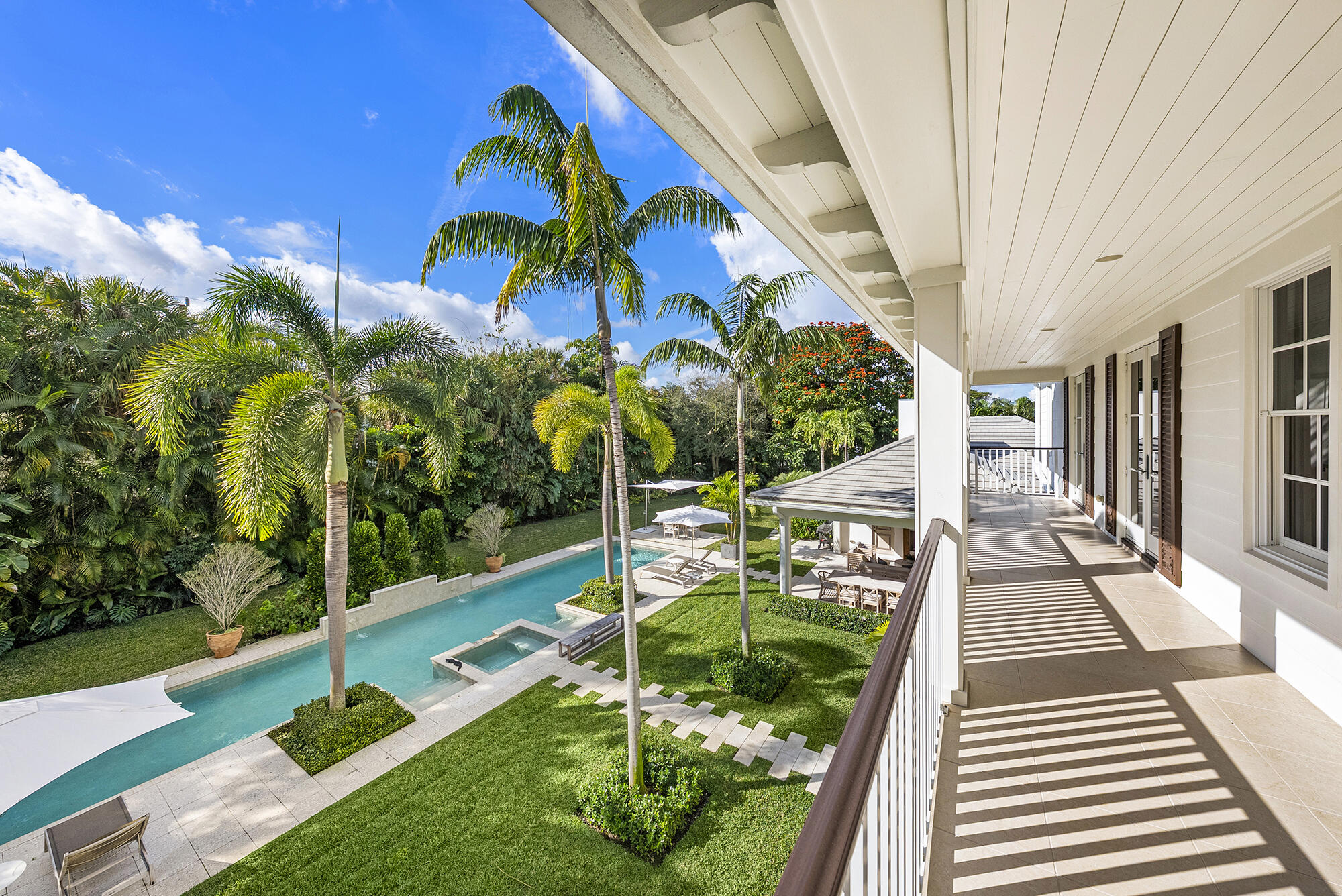 124 Forest Hill Boulevard