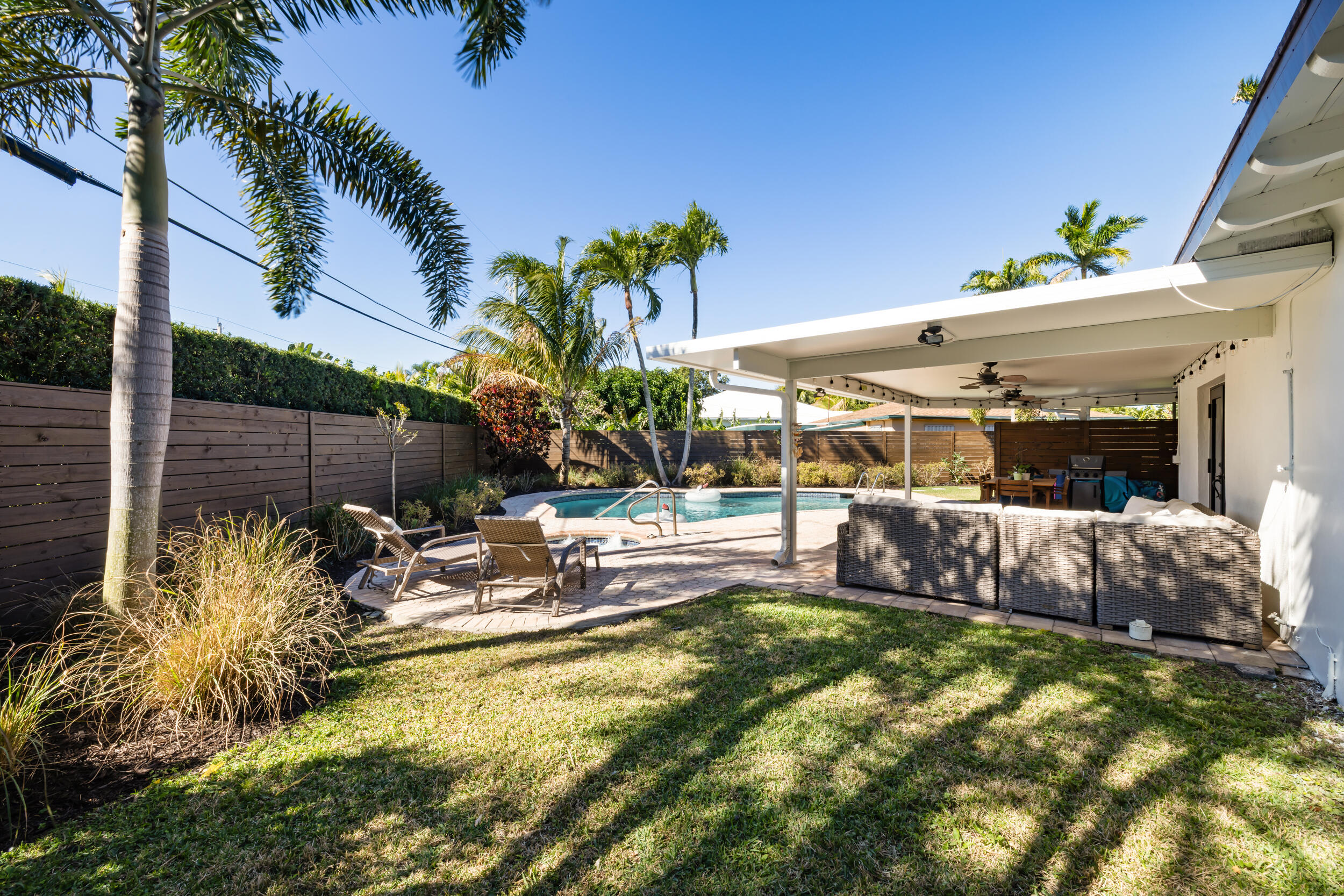 310 Orange Way