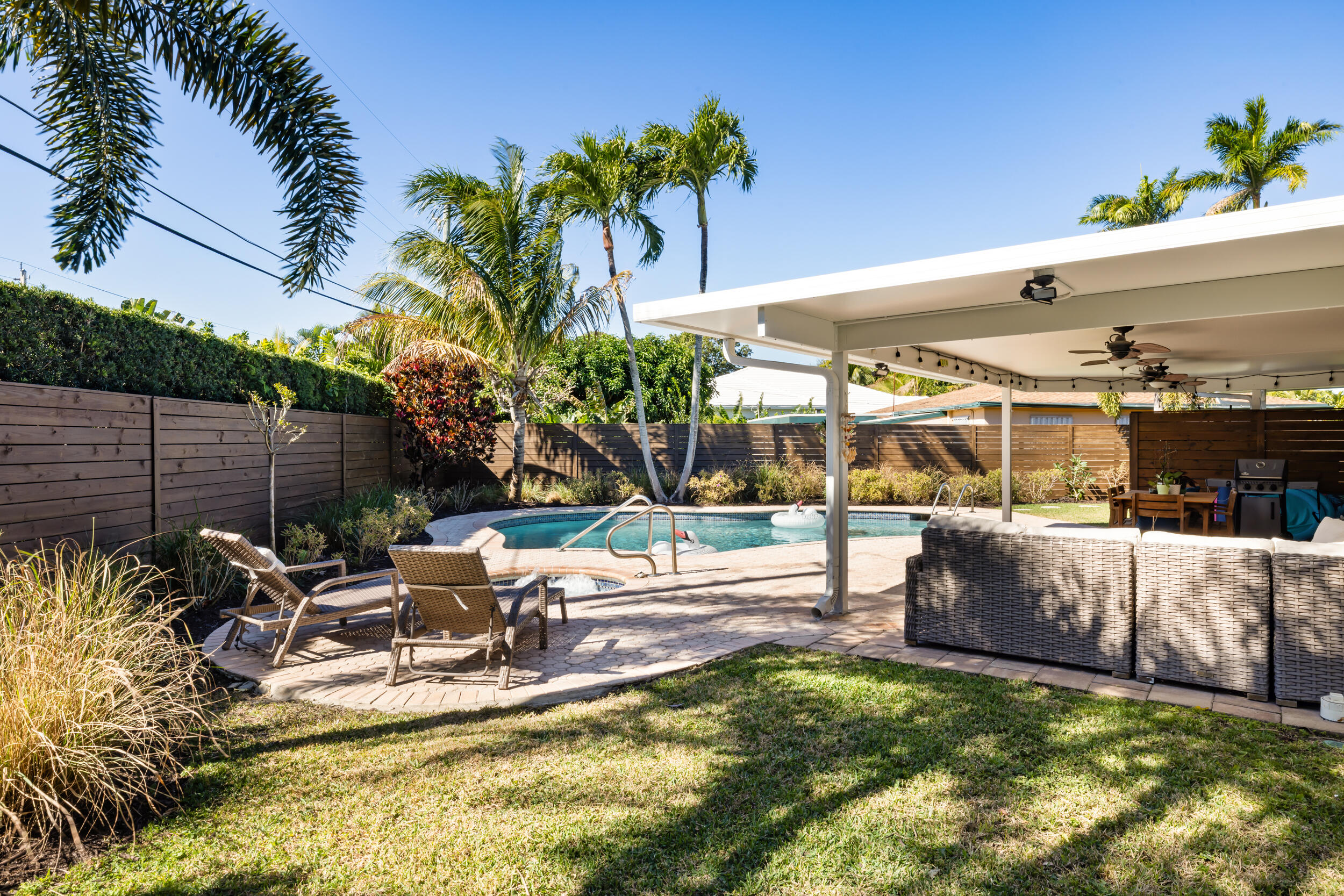 310 Orange Way