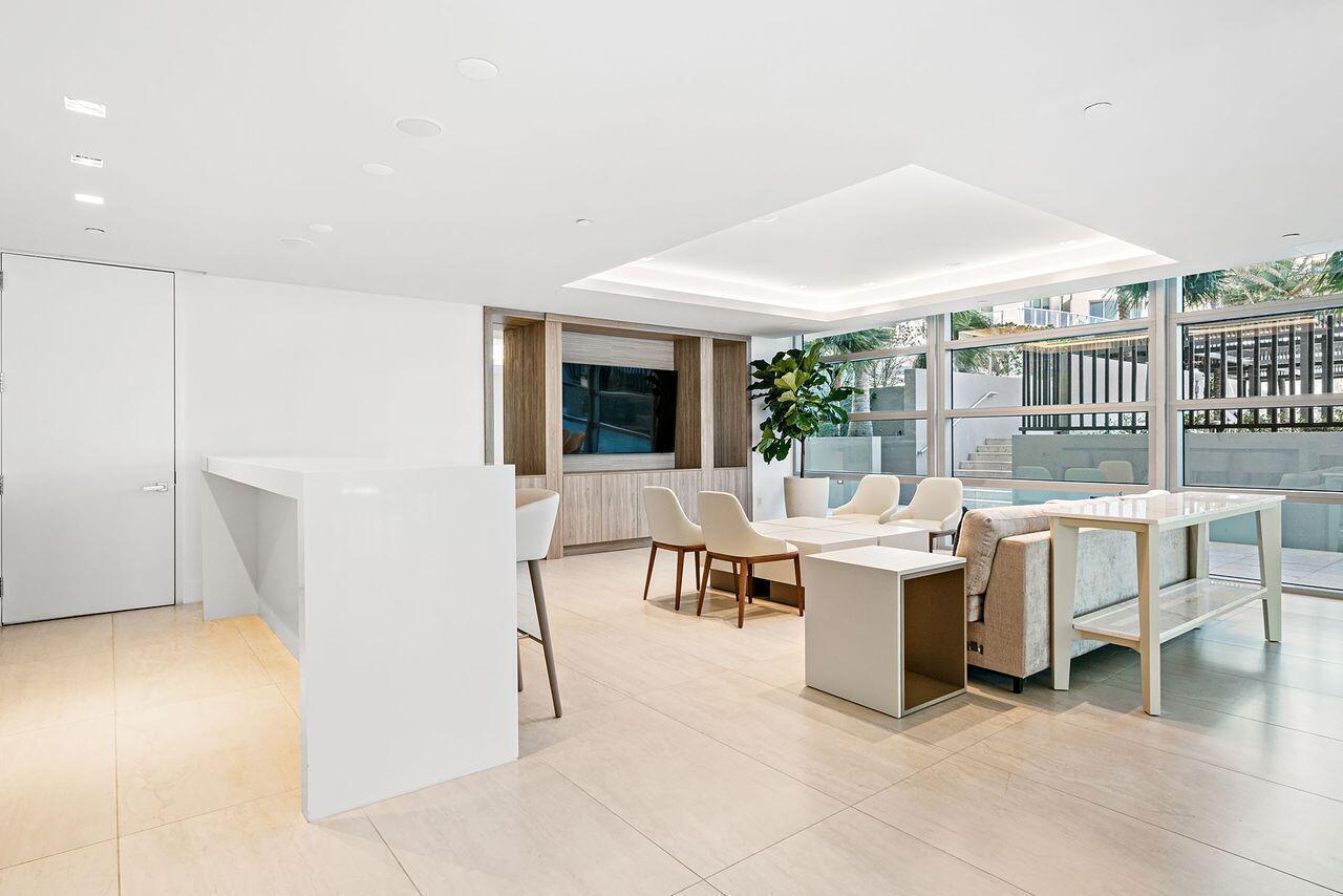 3100 N Ocean Drive 1702p, Singer Island Unit: 1702p
