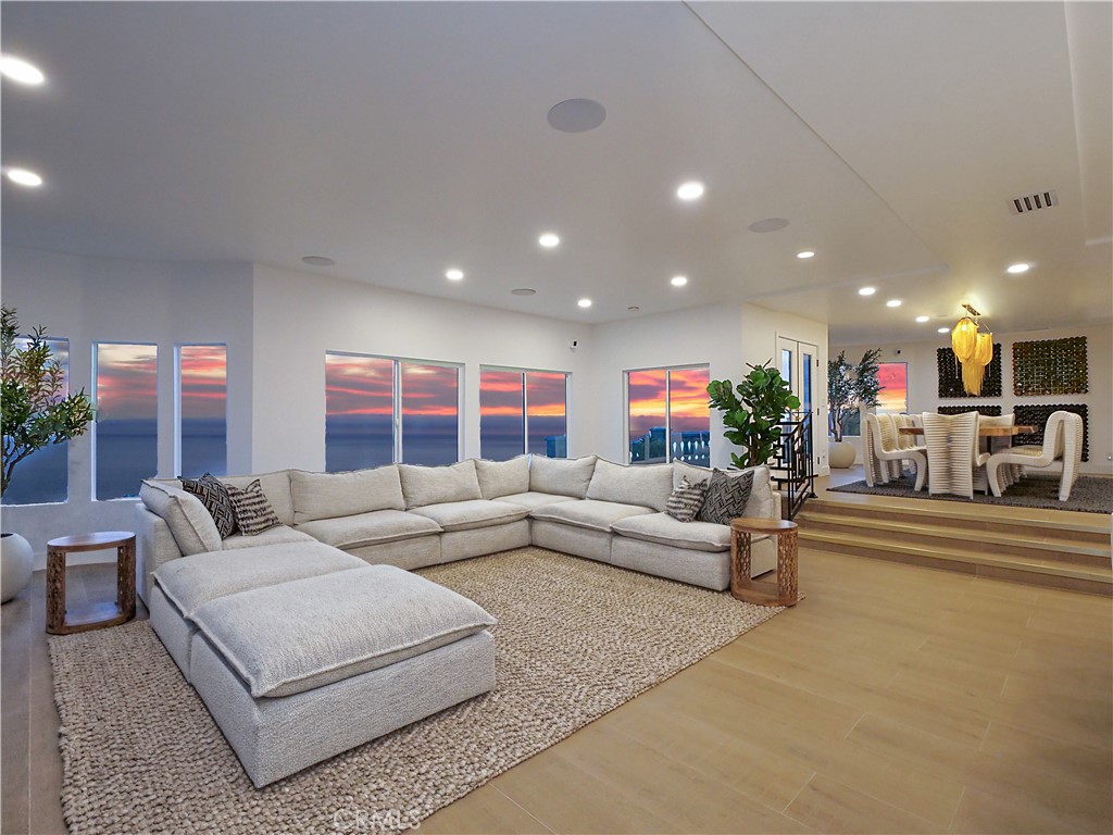 32551 Seacliff Drive