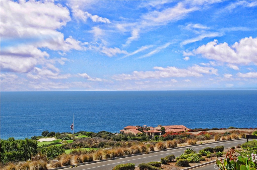 32551 Seacliff Drive