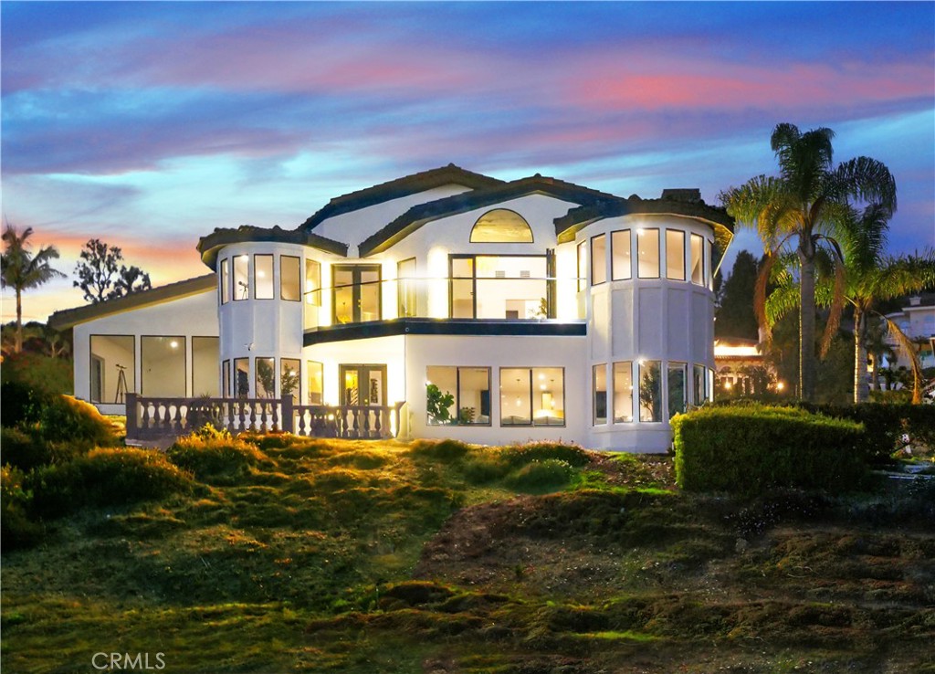 32551 Seacliff Drive