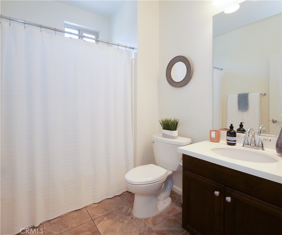 5429 Strand 101
