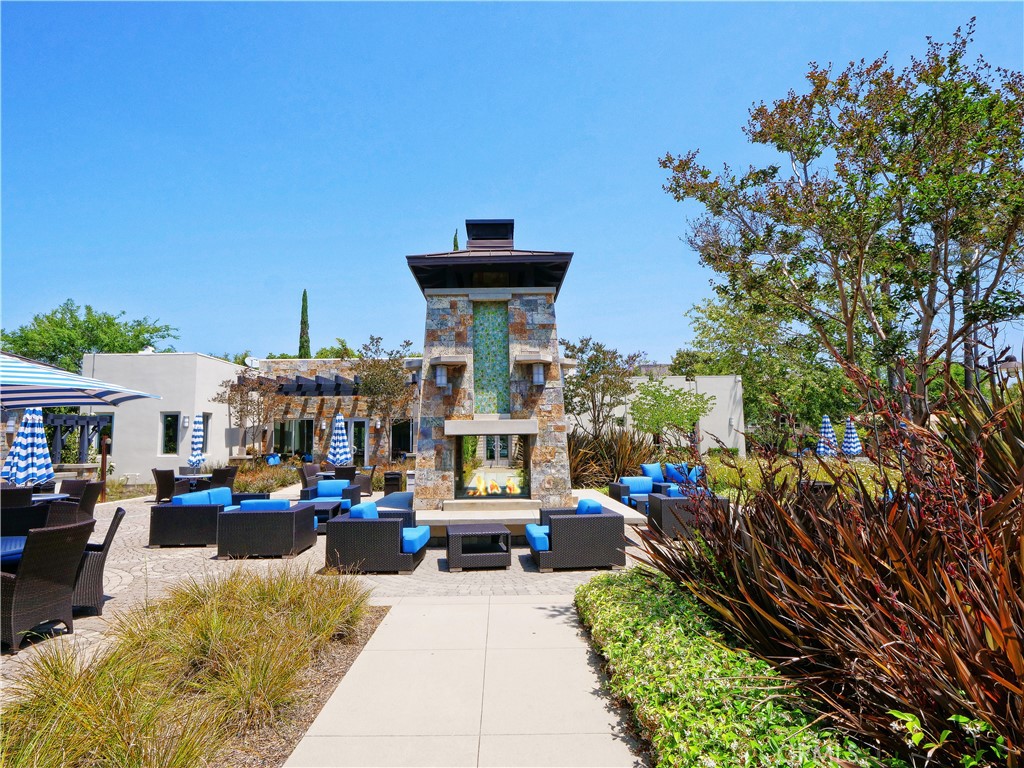5429 Strand 101