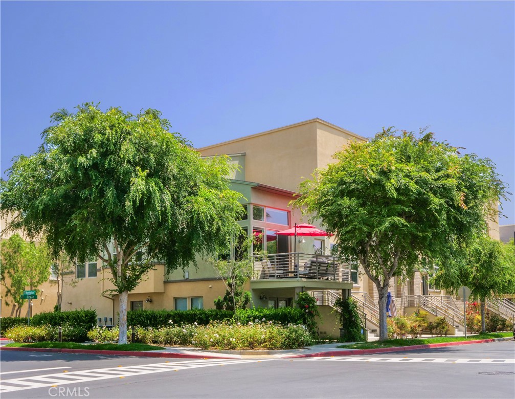 5429 Strand 101