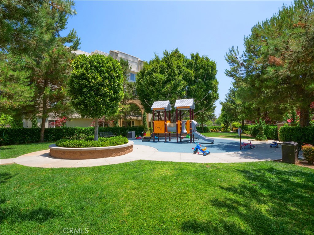 5429 Strand 101