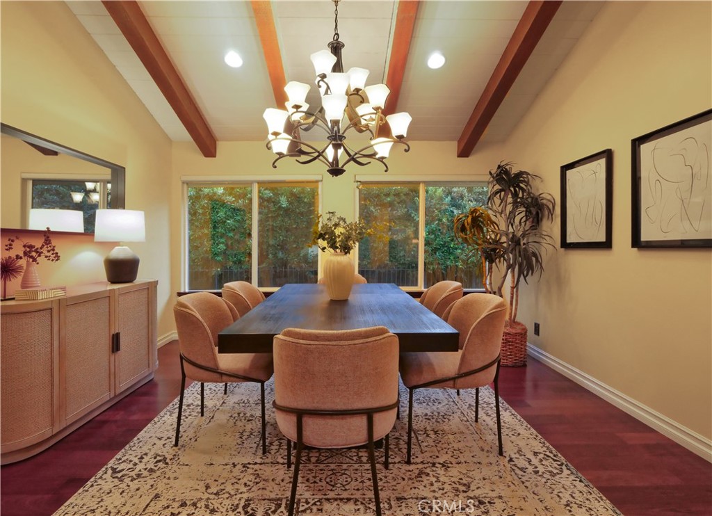 30256 Avenida Selecta