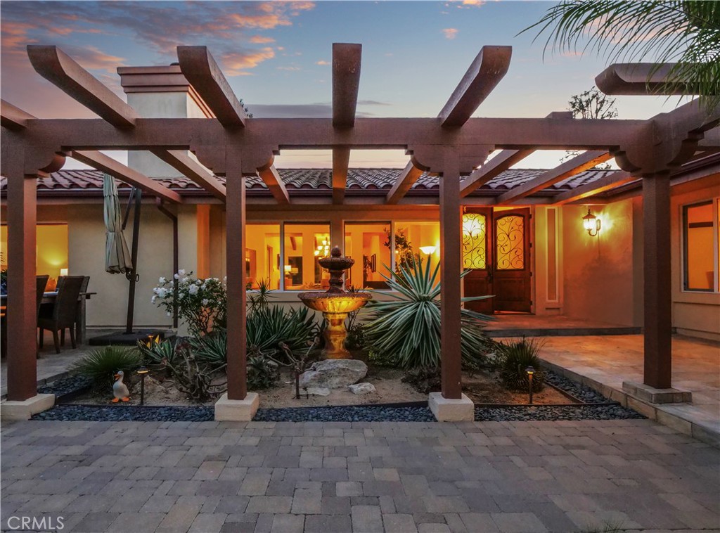 30256 Avenida Selecta