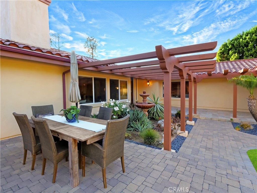 30256 Avenida Selecta