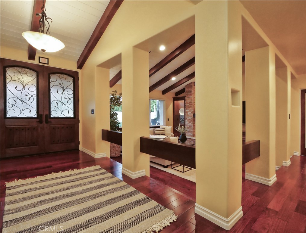 30256 Avenida Selecta