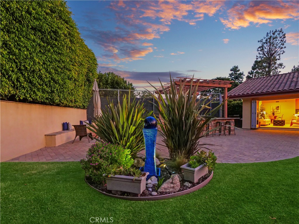 30256 Avenida Selecta