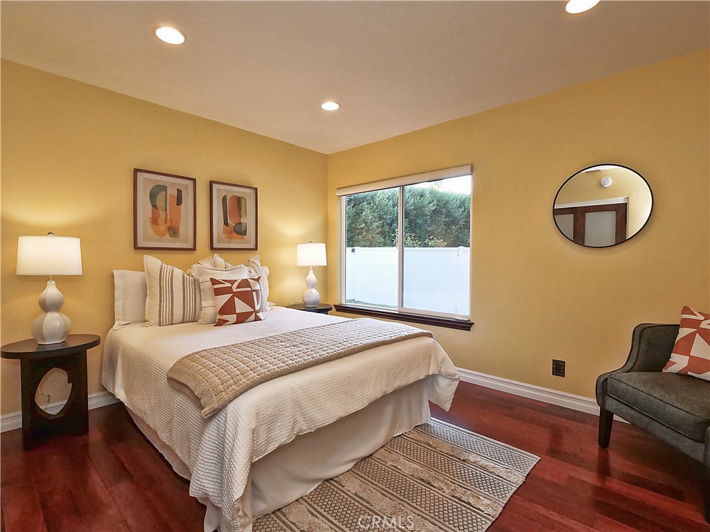 30256 Avenida Selecta