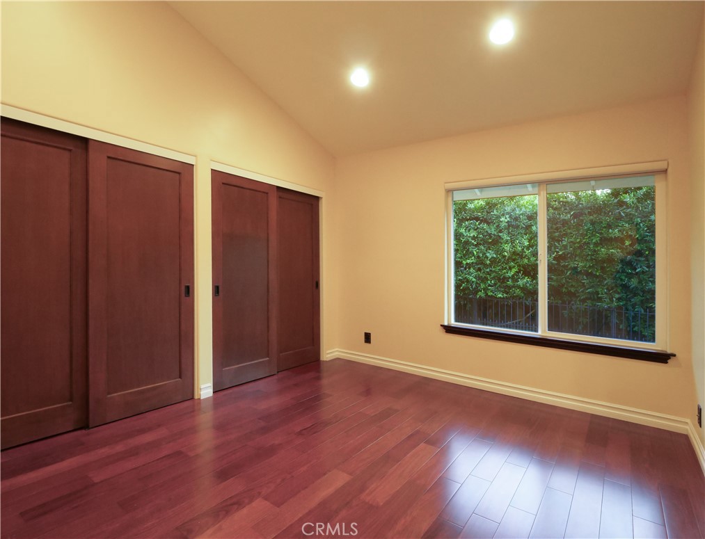 30256 Avenida Selecta