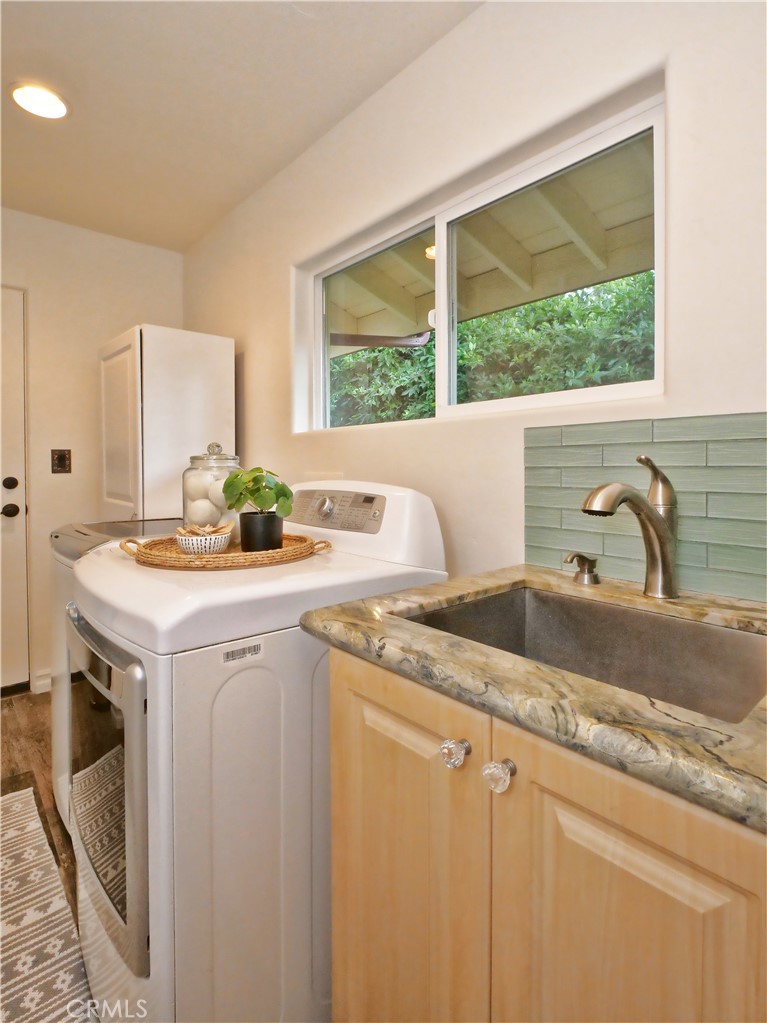 30256 Avenida Selecta