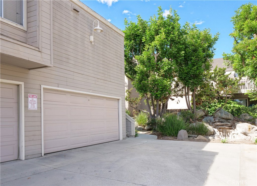 12562 Dale Street 47