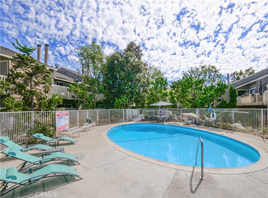 12562 Dale Street 47