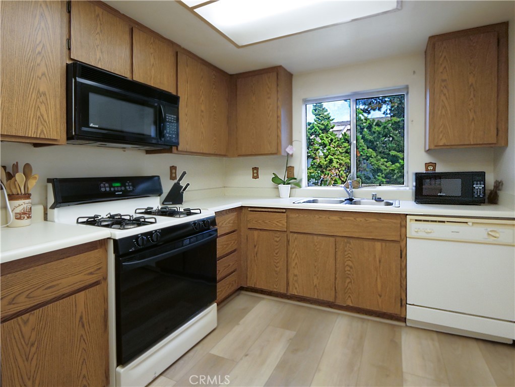 12562 Dale Street 47