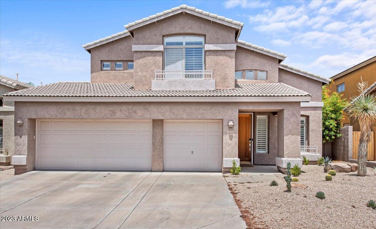 4840 E EDEN Drive