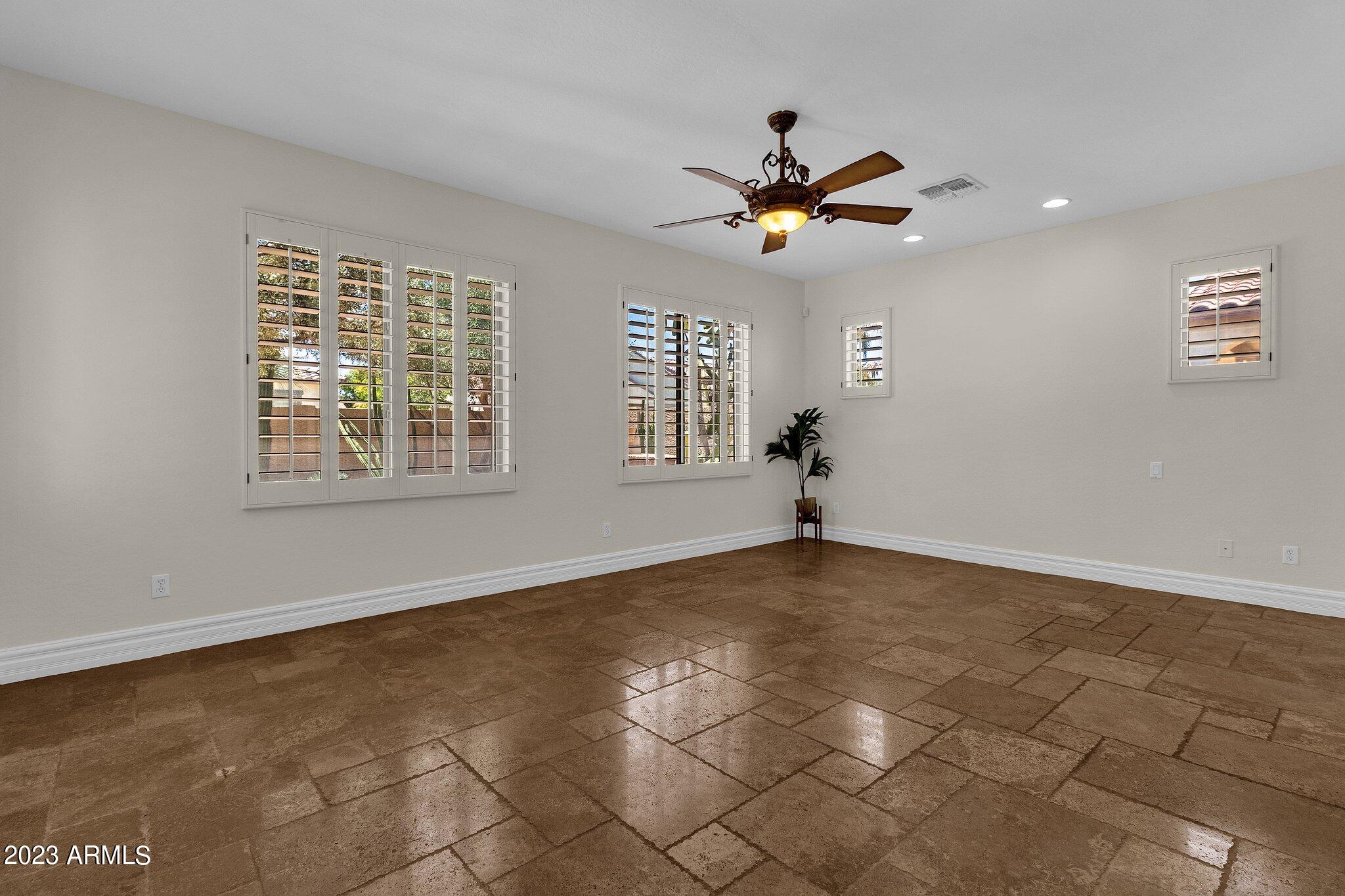 3551 E LYNX Place