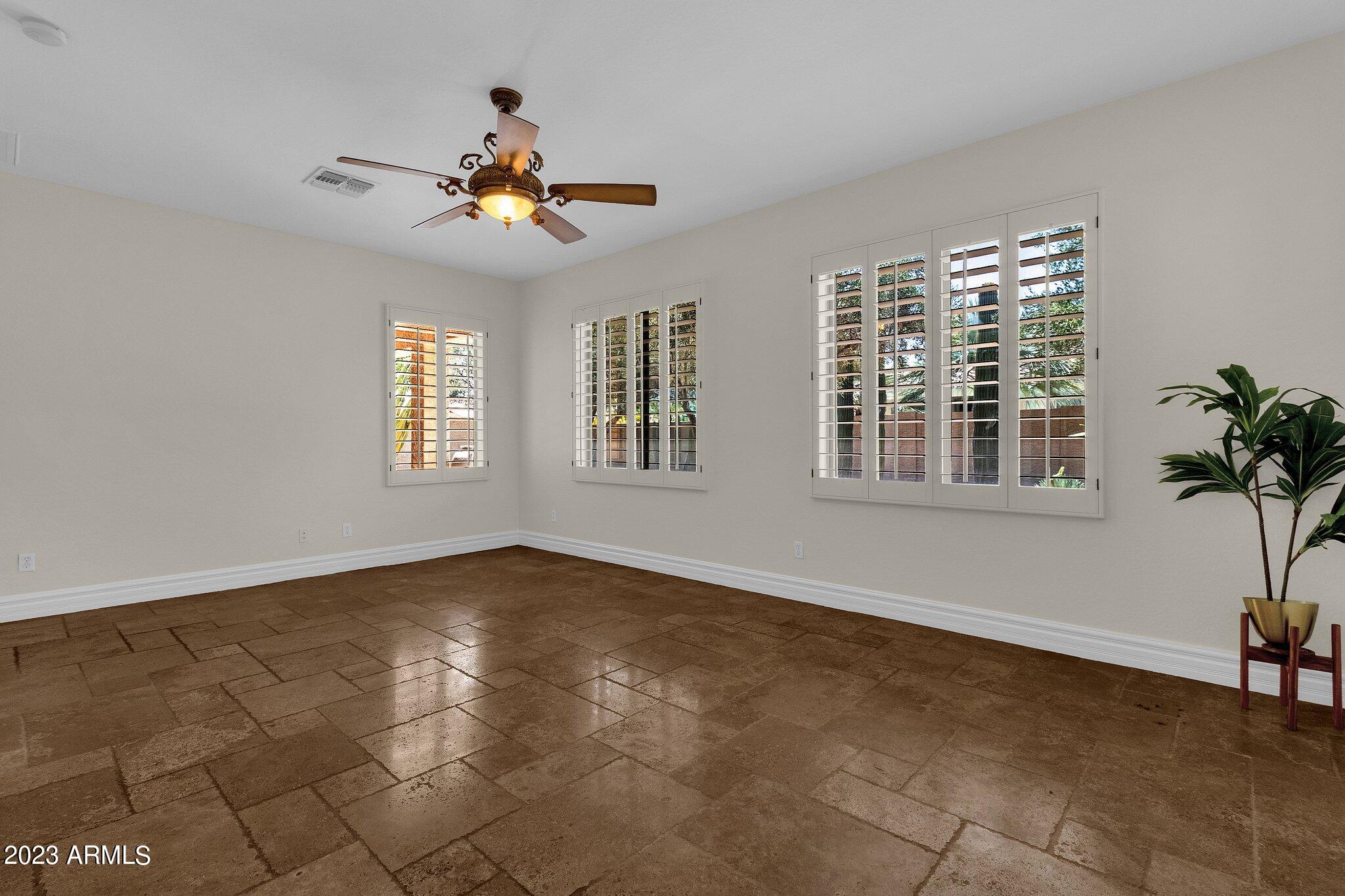 3551 E LYNX Place