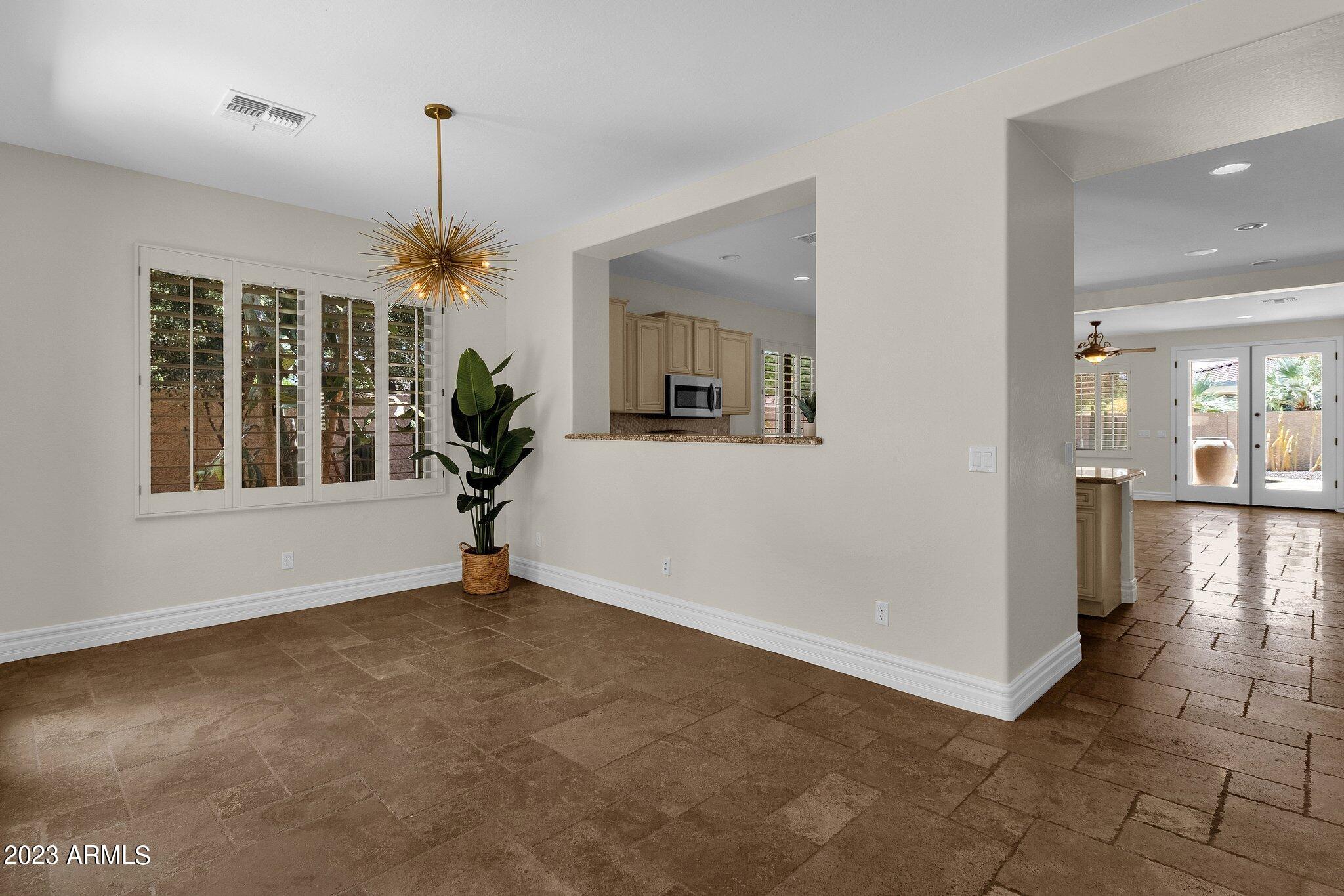 3551 E LYNX Place