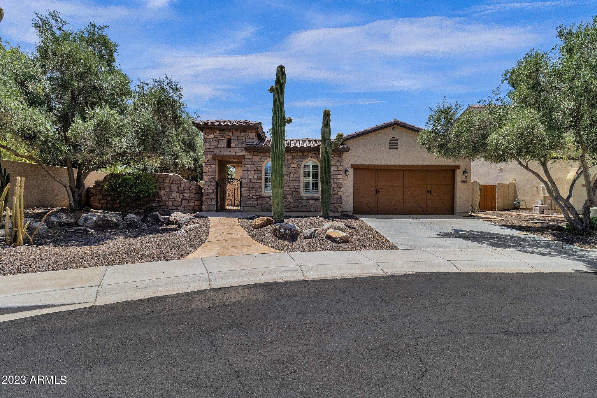 3551 E LYNX Place