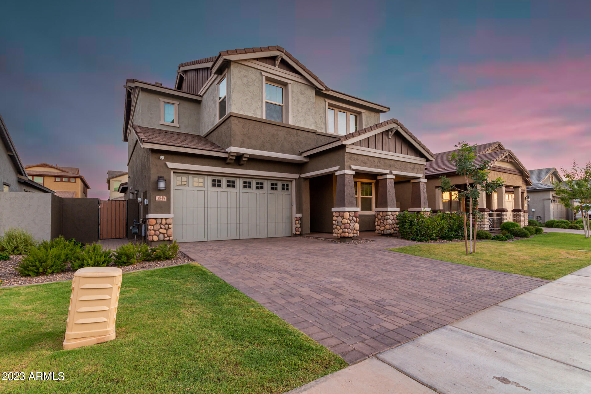 3845 E APPALOOSA Road