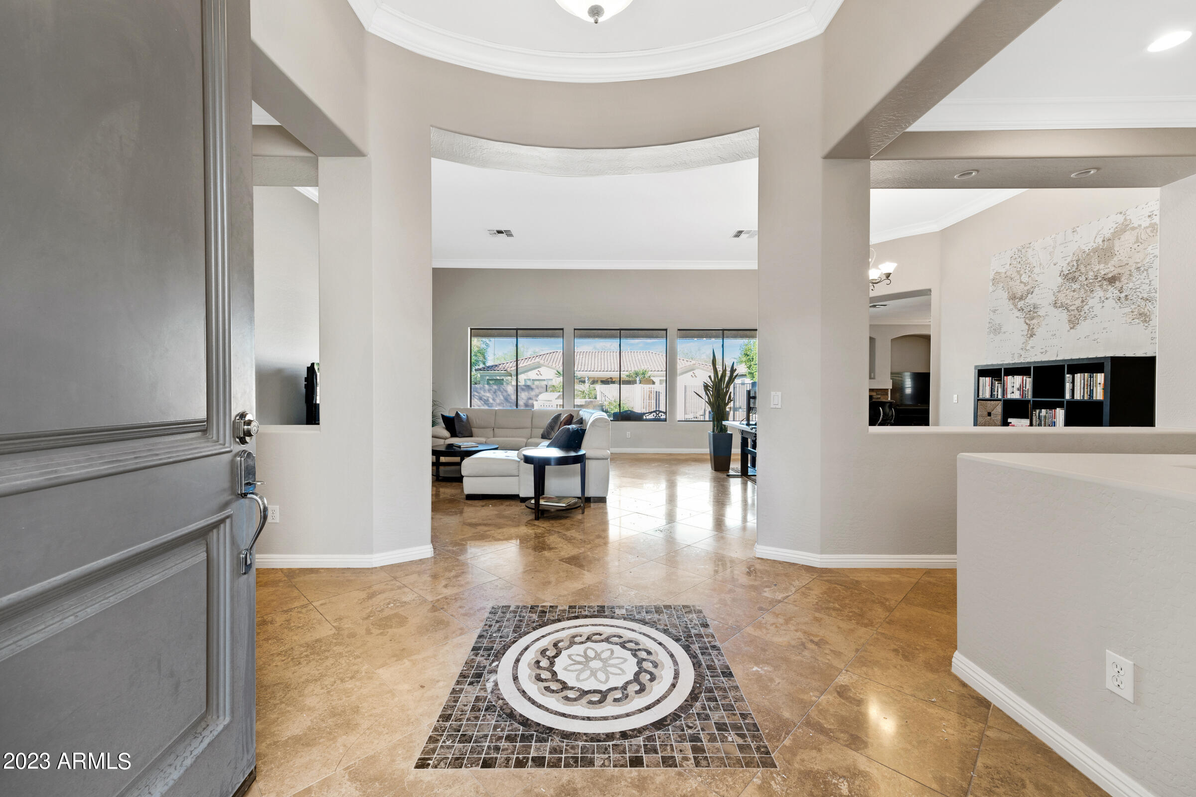 922 W BLUEBIRD Drive