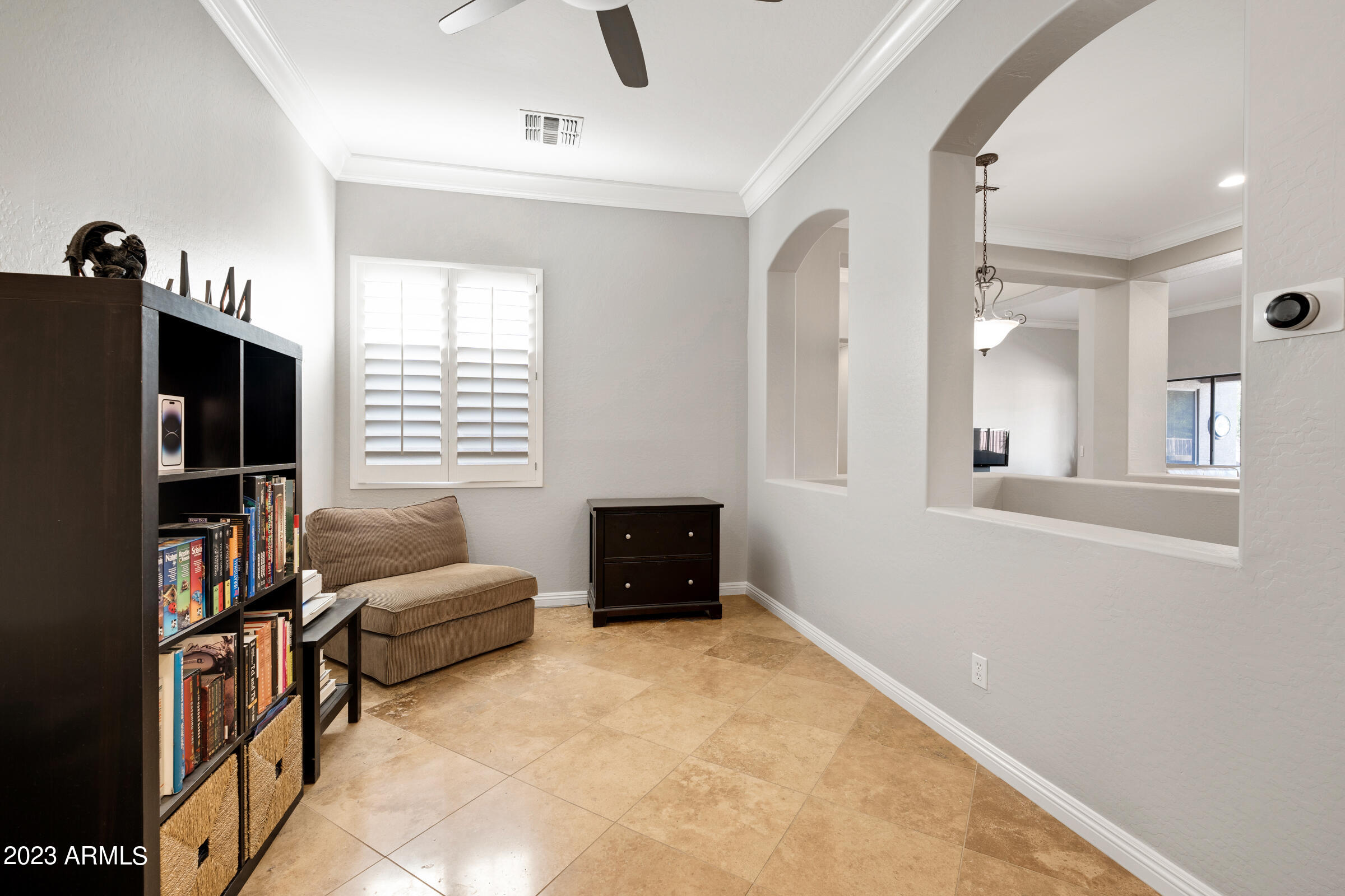 922 W BLUEBIRD Drive