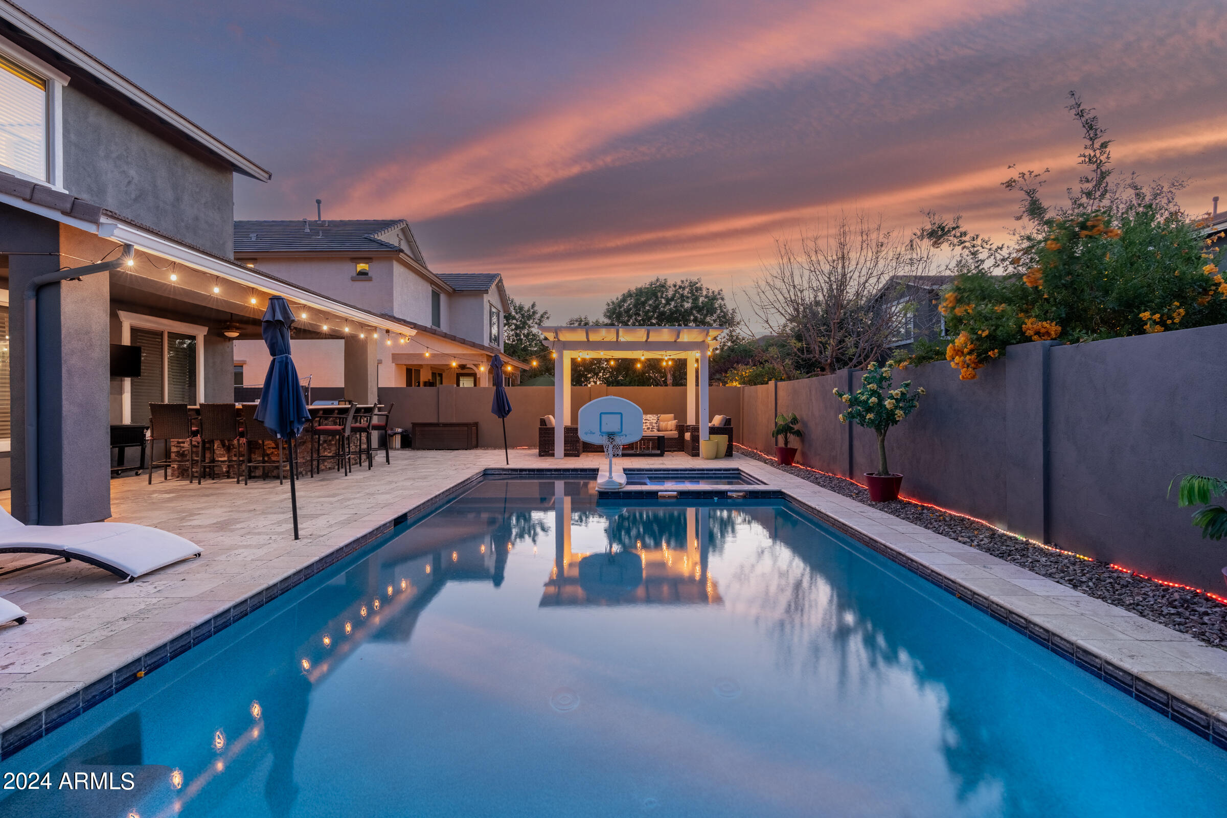 4138 E AMBER Lane